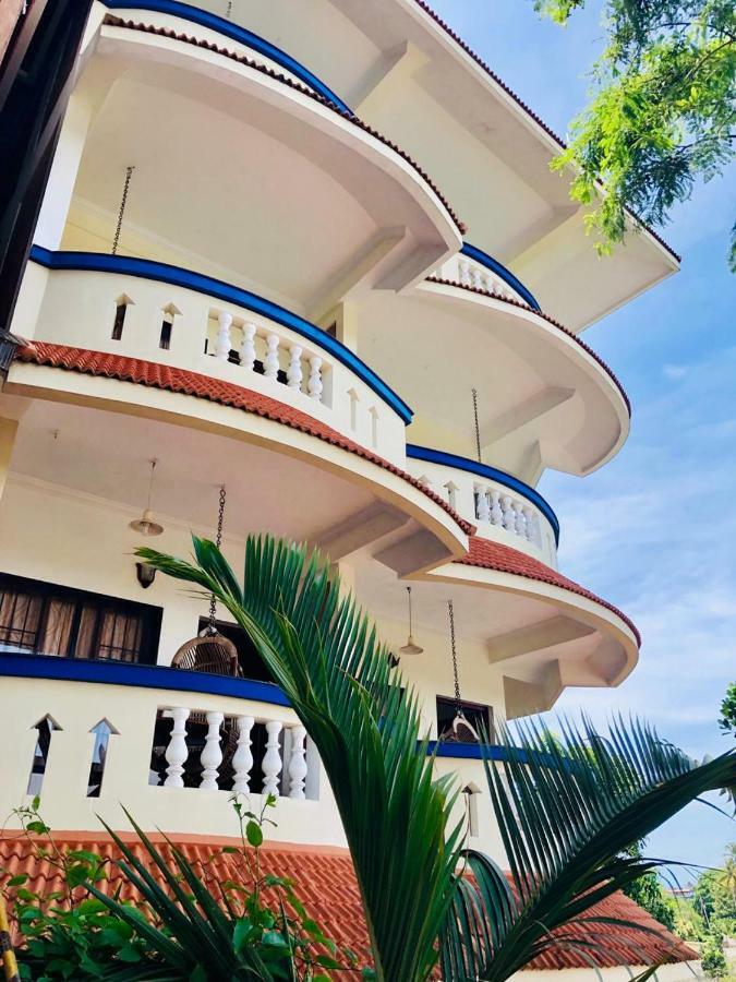 Ayurlaya Beach Retreat Kovalam Kültér fotó