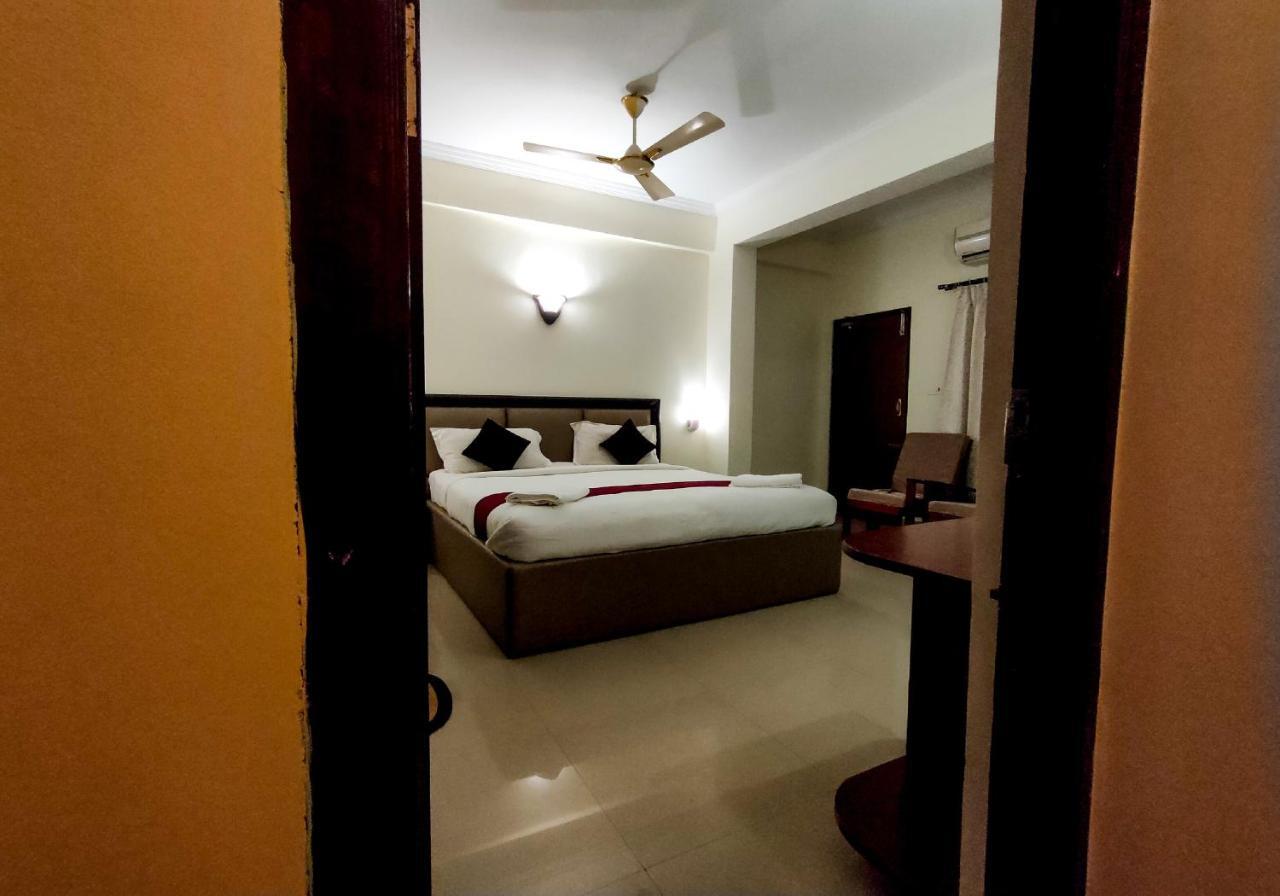 Ayurlaya Beach Retreat Kovalam Kültér fotó